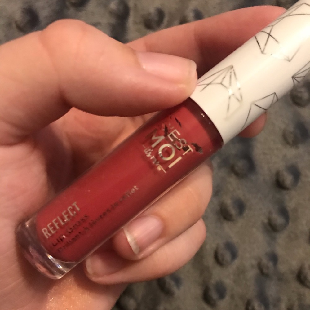 C’est Moi lipgloss shade bliss